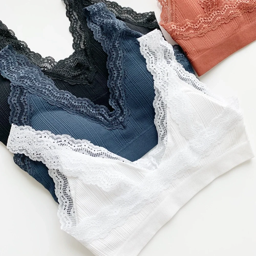 EVERYDAY SOFT RIBBED LACE BRALETTE - WHITE - Picture 2 of 4